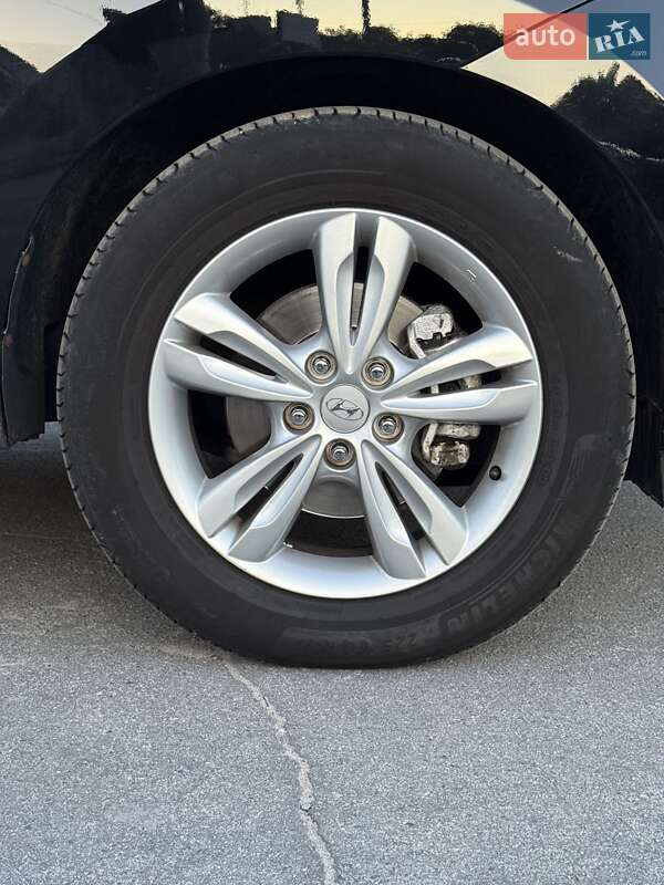 Позашляховик / Кросовер Hyundai ix35 2012 в Шепетівці