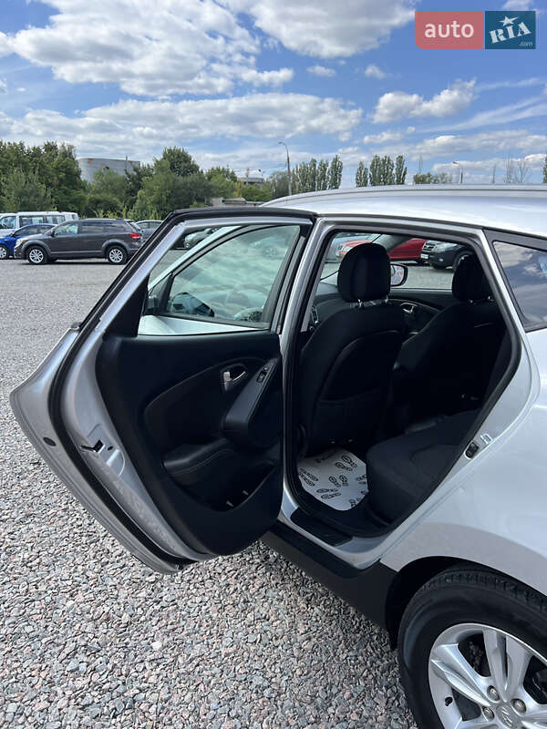 Позашляховик / Кросовер Hyundai ix35 2011 в Черкасах