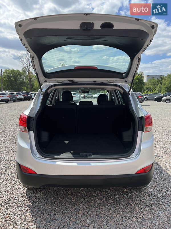 Позашляховик / Кросовер Hyundai ix35 2011 в Черкасах