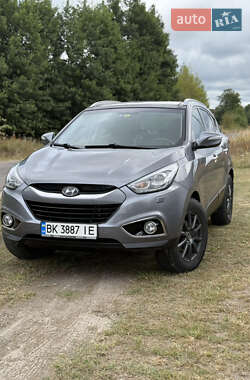 Позашляховик / Кросовер Hyundai ix35 2015 в Сарнах
