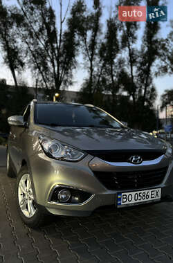 Внедорожник / Кроссовер Hyundai ix35 2010 в Чорткове