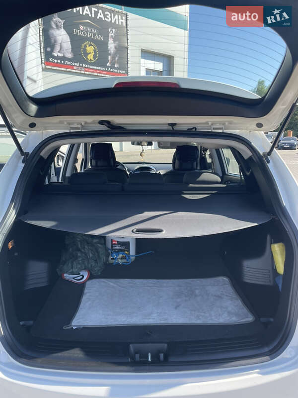 Позашляховик / Кросовер Hyundai ix35 2011 в Вишневому