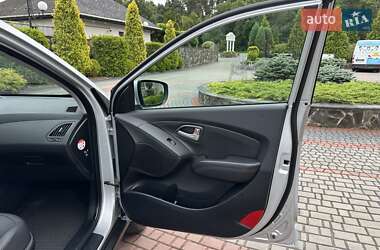 Внедорожник / Кроссовер Hyundai ix35 2014 в 