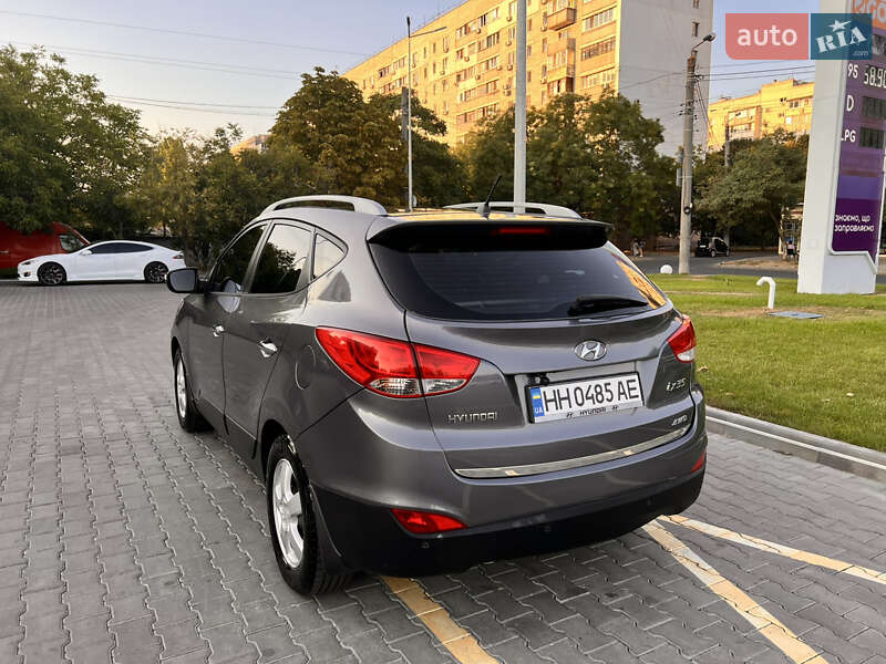 Внедорожник / Кроссовер Hyundai ix35 2011 в Одессе