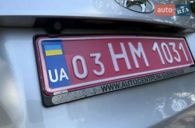 Позашляховик / Кросовер Hyundai ix35 2011 в 