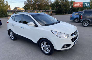 Внедорожник / Кроссовер Hyundai ix35 2010 в Киеве