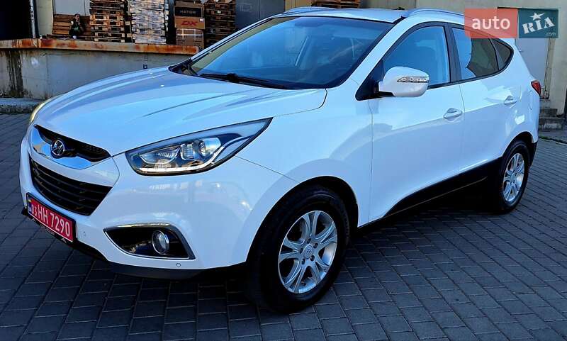 Внедорожник / Кроссовер Hyundai ix35 2015 в Львове