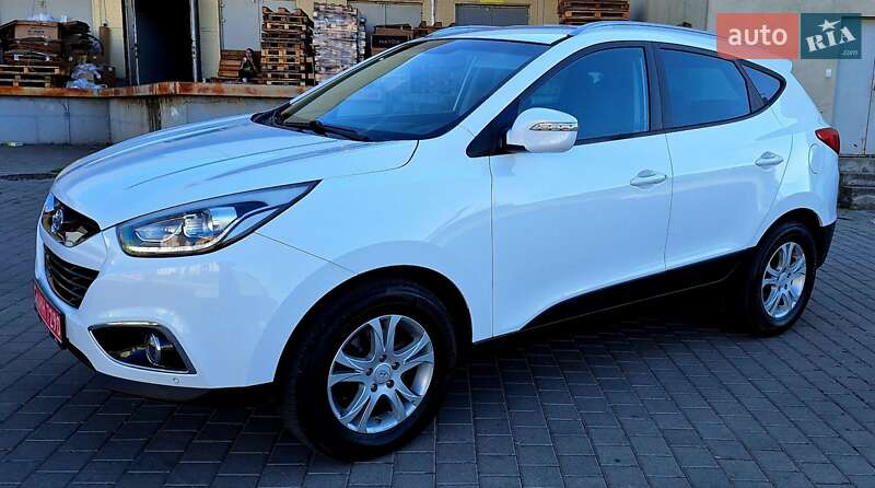 Внедорожник / Кроссовер Hyundai ix35 2015 в Львове