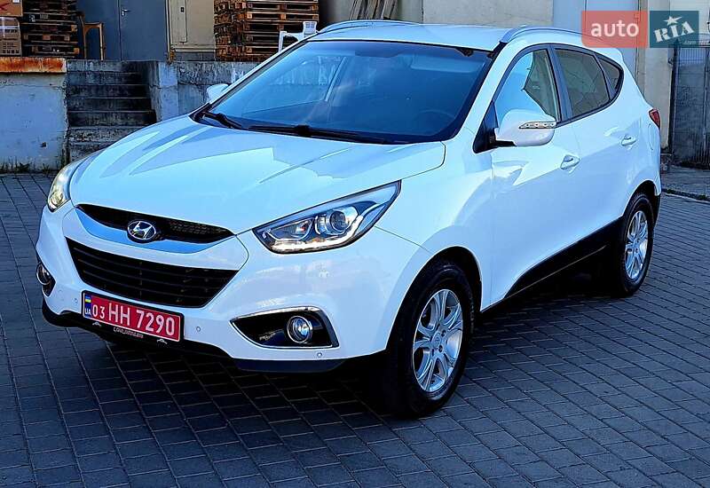 Внедорожник / Кроссовер Hyundai ix35 2015 в Львове