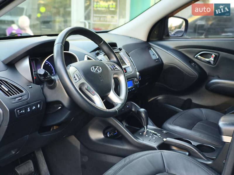 Позашляховик / Кросовер Hyundai ix35 2013 в Дніпрі фото 13 Позашляховик / Кросовер Hyundai ix35 2013 в Дніпрі