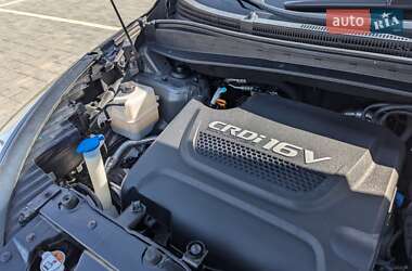 Внедорожник / Кроссовер Hyundai ix35 2015 в 