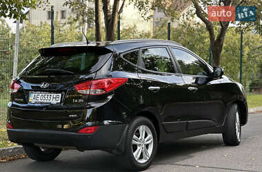 Внедорожник / Кроссовер Hyundai ix35 2012 в 