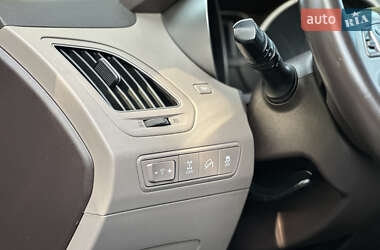 Внедорожник / Кроссовер Hyundai ix35 2012 в 