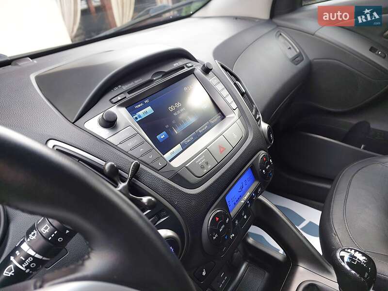 Позашляховик / Кросовер Hyundai ix35 2015 в Рівному