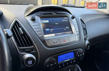 Внедорожник / Кроссовер Hyundai ix35 2014 в 