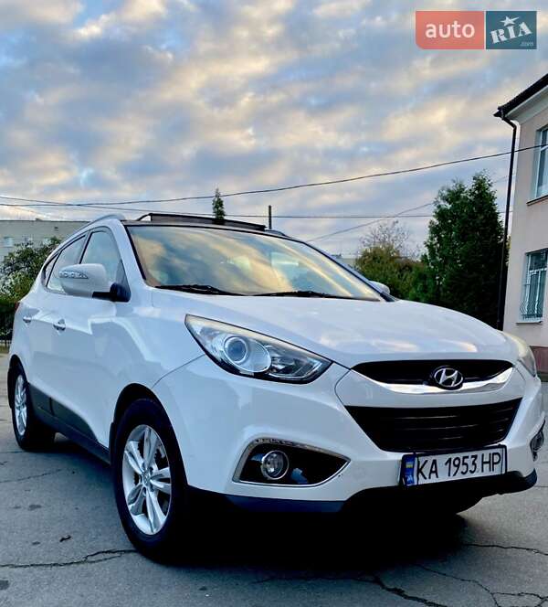 Внедорожник / Кроссовер Hyundai ix35 2013 в Звягеле