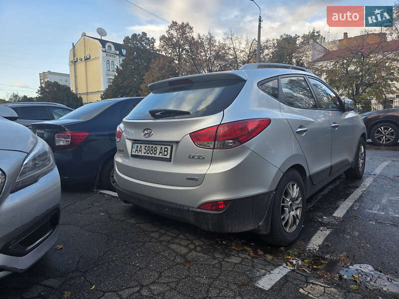 Внедорожник / Кроссовер Hyundai ix35 2012 в Киеве