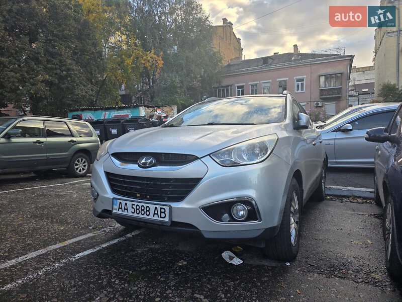 Внедорожник / Кроссовер Hyundai ix35 2012 в Киеве