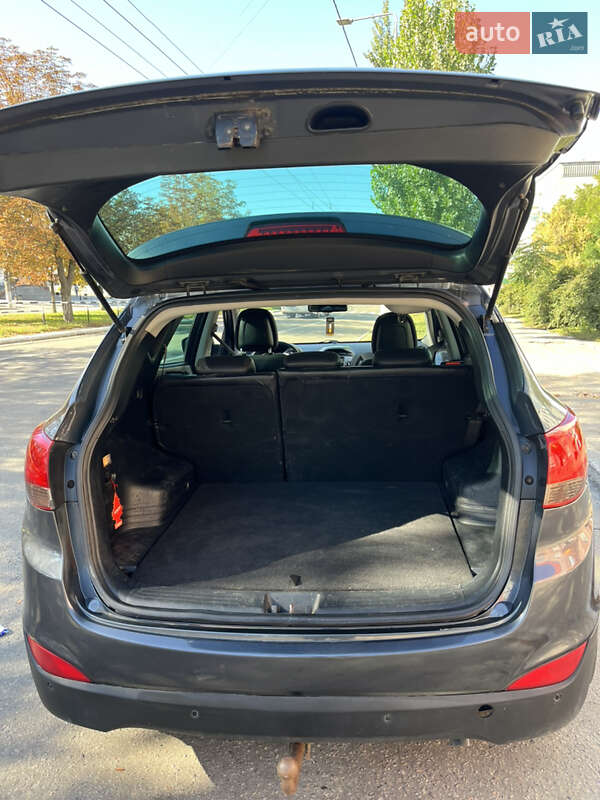 Внедорожник / Кроссовер Hyundai ix35 2010 в Кременчуге фото 14 Внедорожник / Кроссовер Hyundai ix35 2010 в Кременчуге