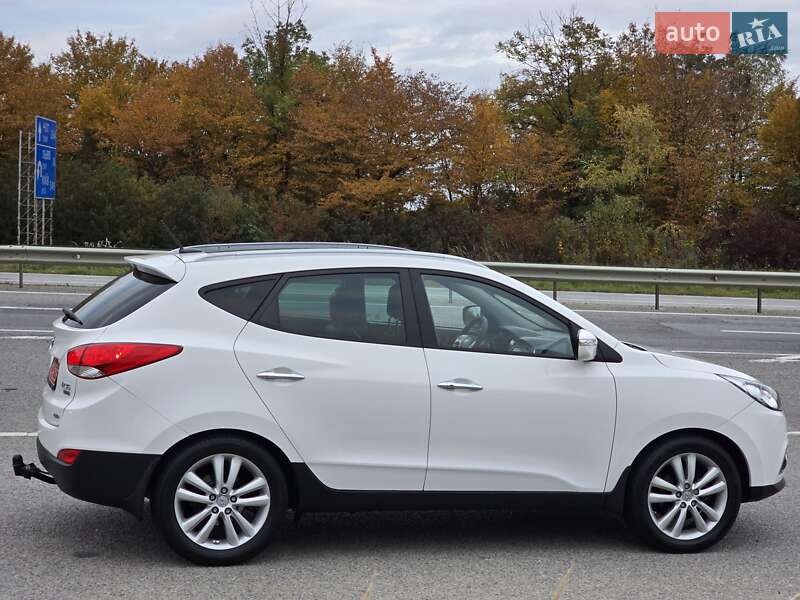 Внедорожник / Кроссовер Hyundai ix35 2012 в Калуше