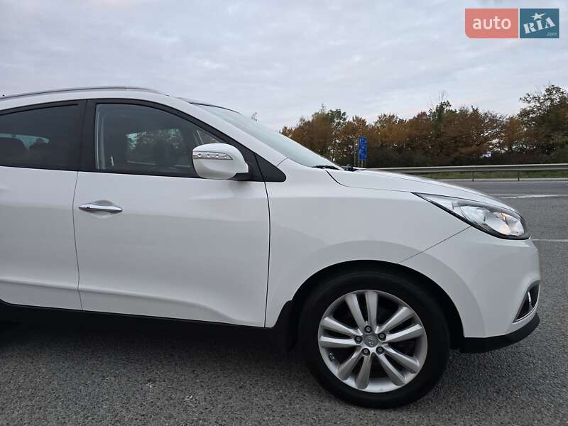 Внедорожник / Кроссовер Hyundai ix35 2012 в Калуше