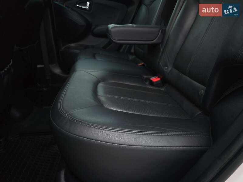 Внедорожник / Кроссовер Hyundai ix35 2012 в Калуше