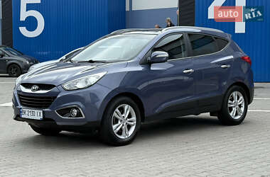 Позашляховик / Кросовер Hyundai ix35 2012 в 