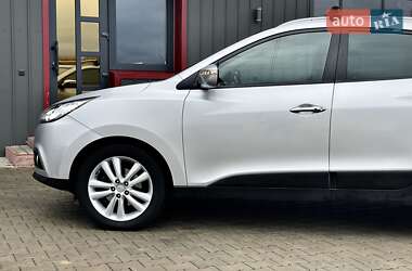 Внедорожник / Кроссовер Hyundai ix35 2012 в 
