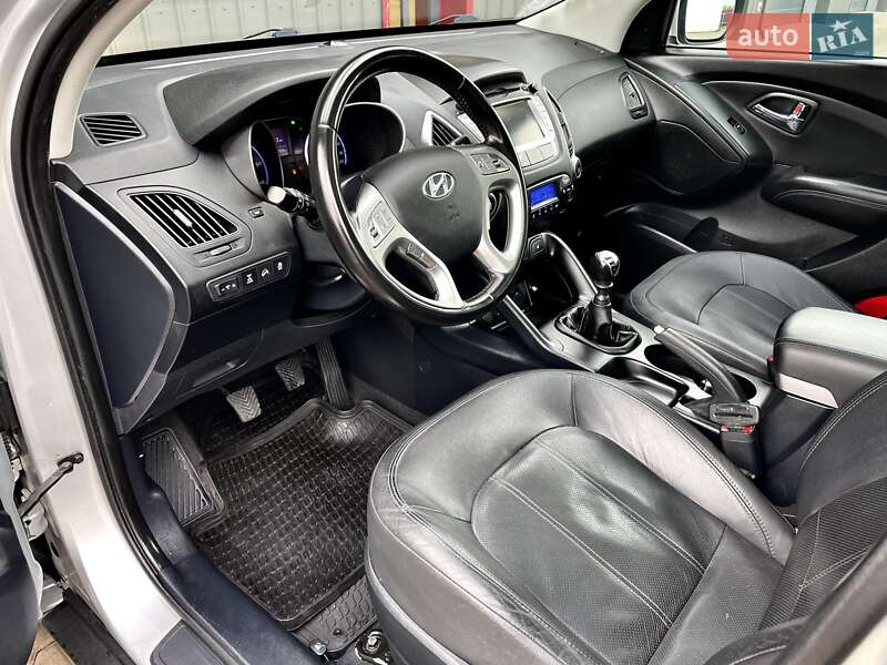 Позашляховик / Кросовер Hyundai ix35 2012 в Ковелі