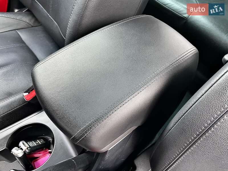 Позашляховик / Кросовер Hyundai ix35 2012 в Ковелі