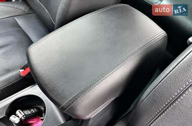 Внедорожник / Кроссовер Hyundai ix35 2012 в 