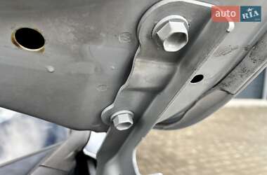 Внедорожник / Кроссовер Hyundai ix35 2012 в 