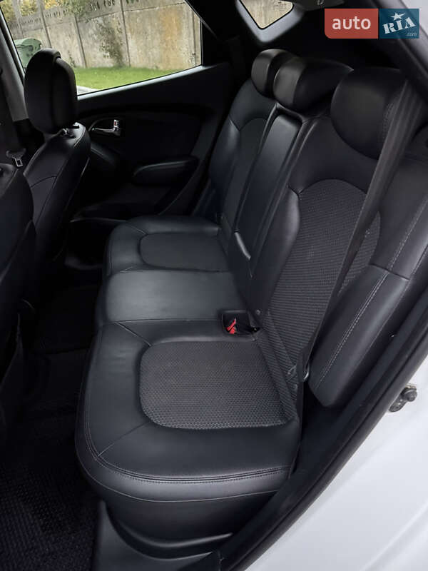 Позашляховик / Кросовер Hyundai ix35 2012 в Трускавці фото 17 Позашляховик / Кросовер Hyundai ix35 2012 в Трускавці