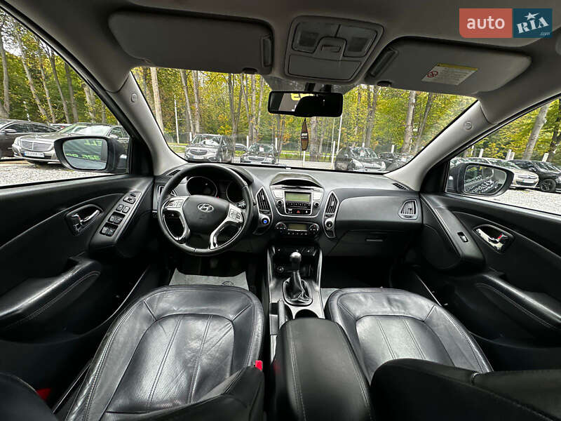 Внедорожник / Кроссовер Hyundai ix35 2010 в Виннице