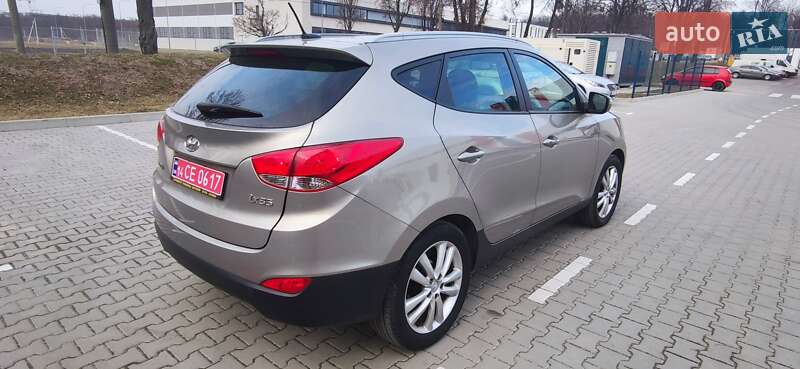 Внедорожник / Кроссовер Hyundai ix35 2011 в Львове