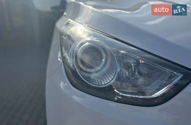 Внедорожник / Кроссовер Hyundai ix35 2012 в 