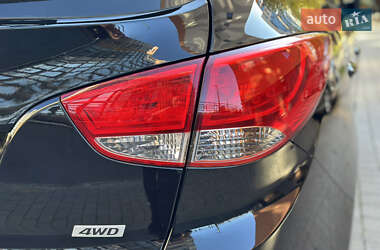 Внедорожник / Кроссовер Hyundai ix35 2014 в 