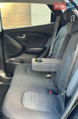 Внедорожник / Кроссовер Hyundai ix35 2014 в 