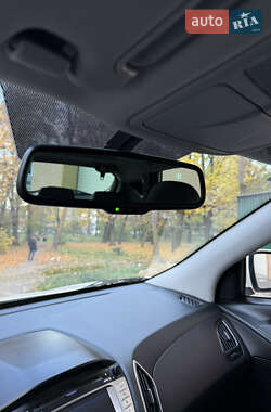 Внедорожник / Кроссовер Hyundai ix35 2012 в 