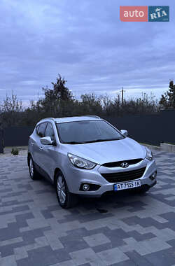 Внедорожник / Кроссовер Hyundai ix35 2013 в 