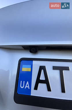 Внедорожник / Кроссовер Hyundai ix35 2013 в 
