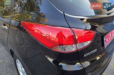Внедорожник / Кроссовер Hyundai ix35 2013 в 