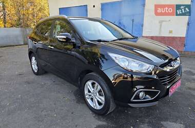 Внедорожник / Кроссовер Hyundai ix35 2013 в 