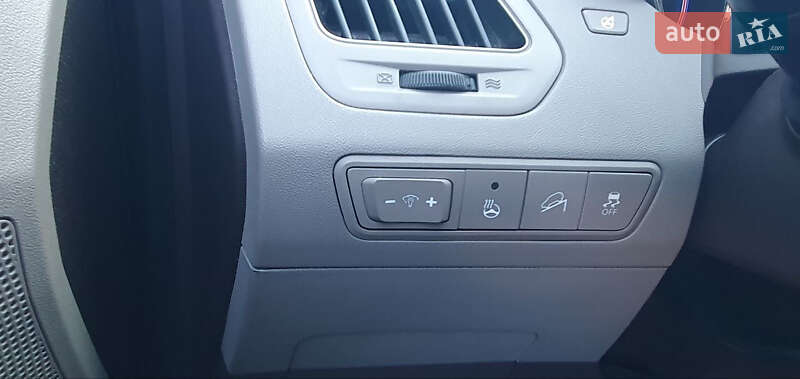 Внедорожник / Кроссовер Hyundai ix35 2013 в Ивано-Франковске