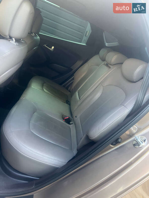 Внедорожник / Кроссовер Hyundai ix35 2013 в Ивано-Франковске