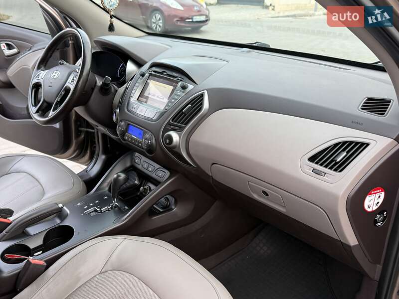 Позашляховик / Кросовер Hyundai ix35 2015 в Одесі