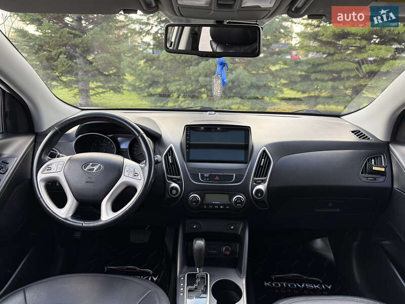 Внедорожник / Кроссовер Hyundai ix35 2011 в Одессе