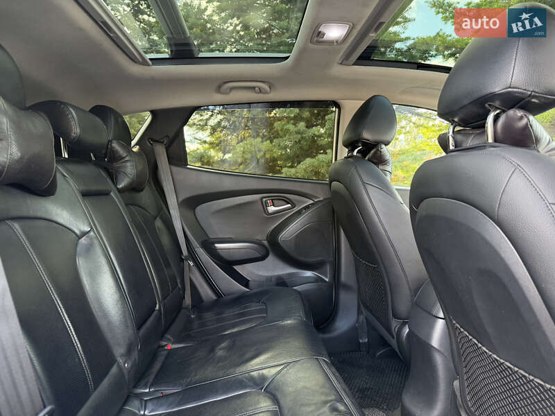 Внедорожник / Кроссовер Hyundai ix35 2011 в Одессе