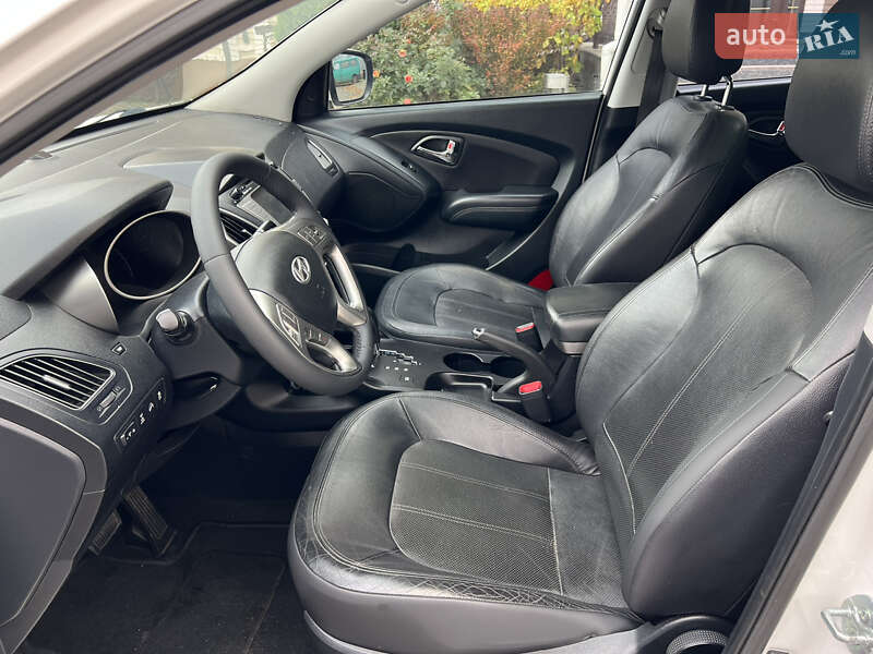 Внедорожник / Кроссовер Hyundai ix35 2012 в Виннице