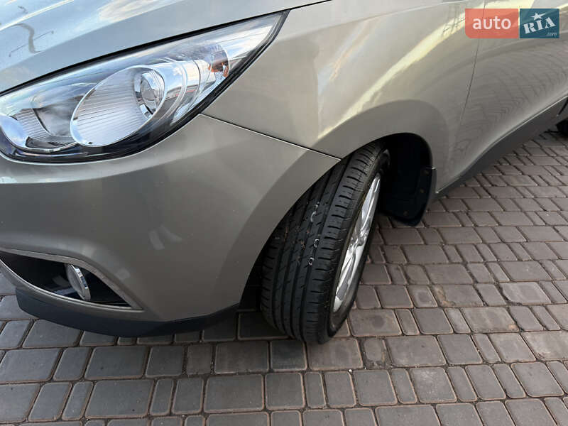 Внедорожник / Кроссовер Hyundai ix35 2010 в Кривом Роге
